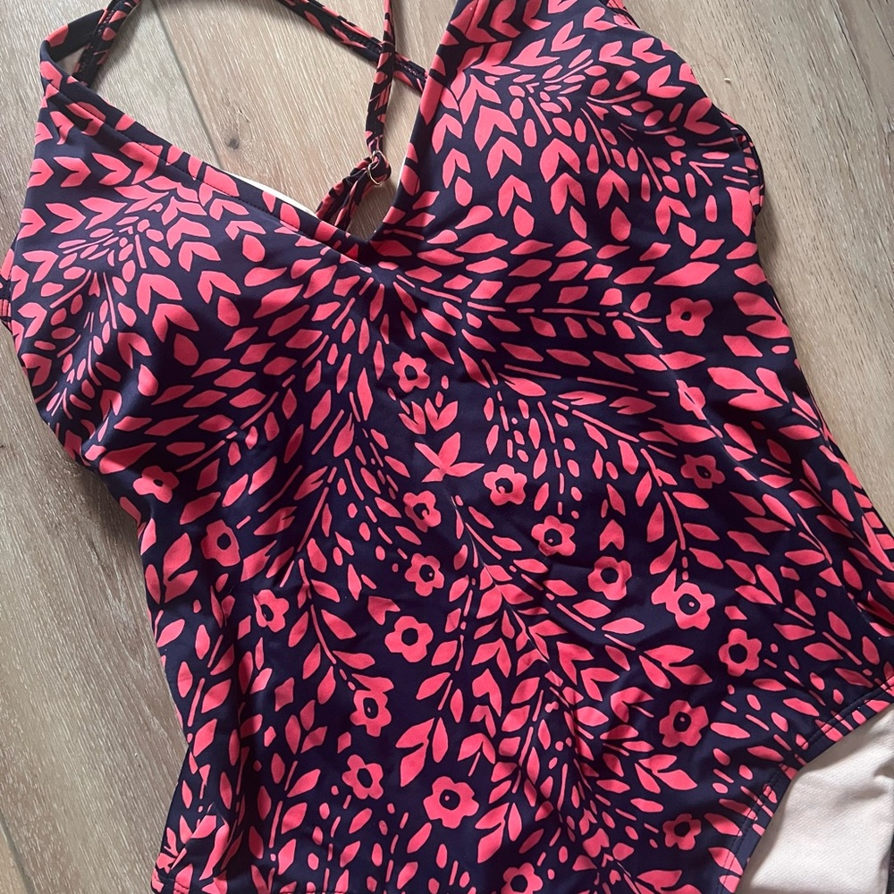 Kona Sol Pink and Navy Floral One Piece Bathing Suit, size XL